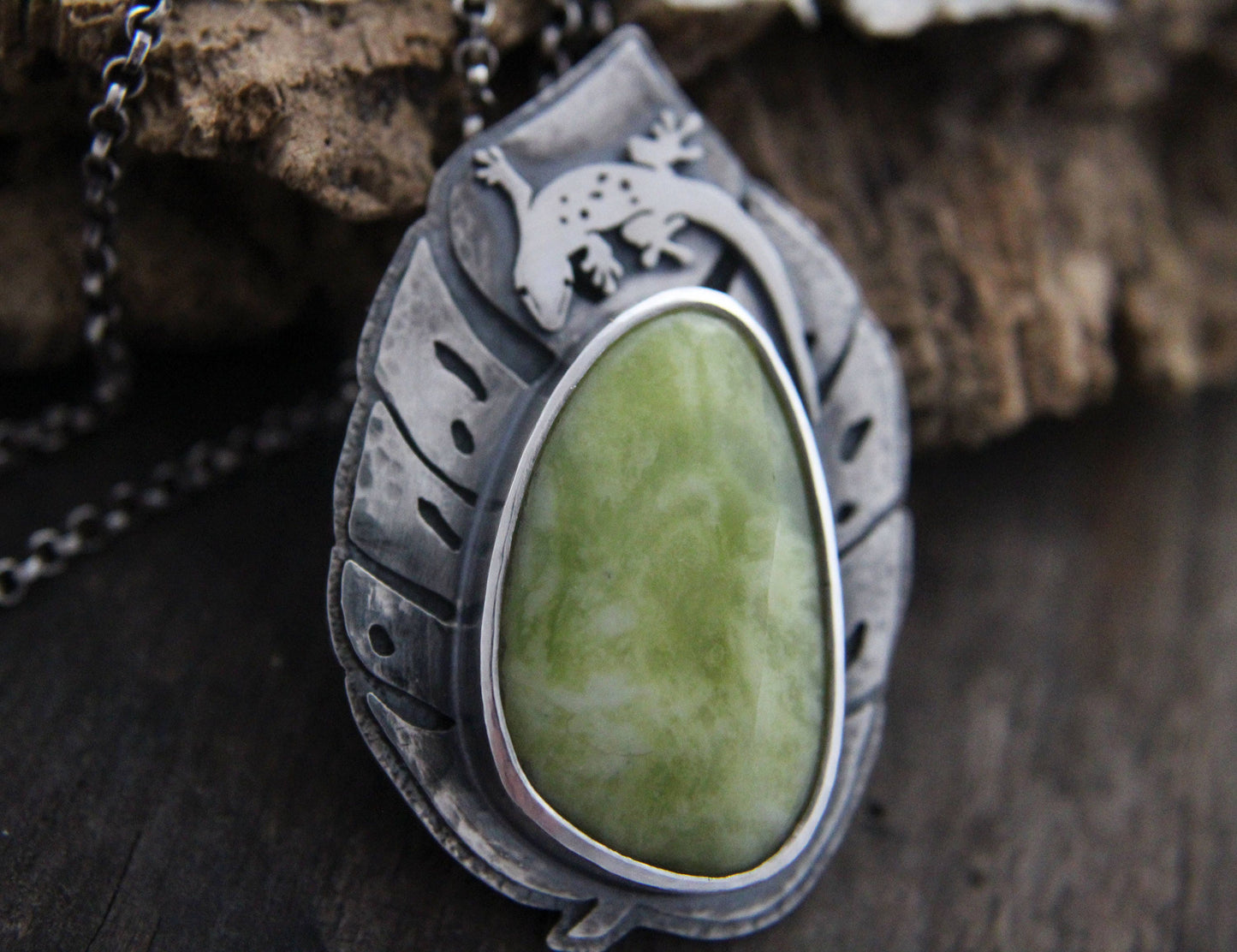 Gecko lizard and leaf with Serpentine, ooak, hand crafted pendant